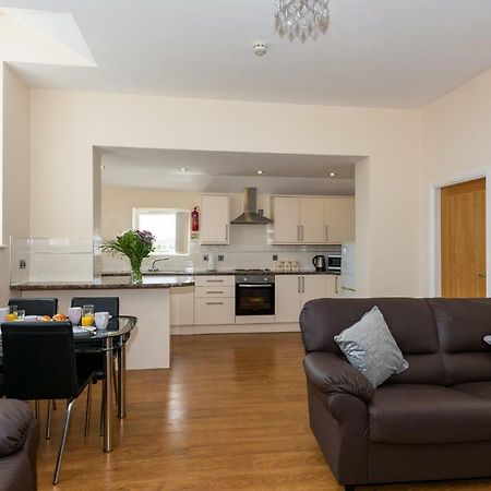 Waterview Deluxe Apartments Barrow-in-Furness Bagian luar foto