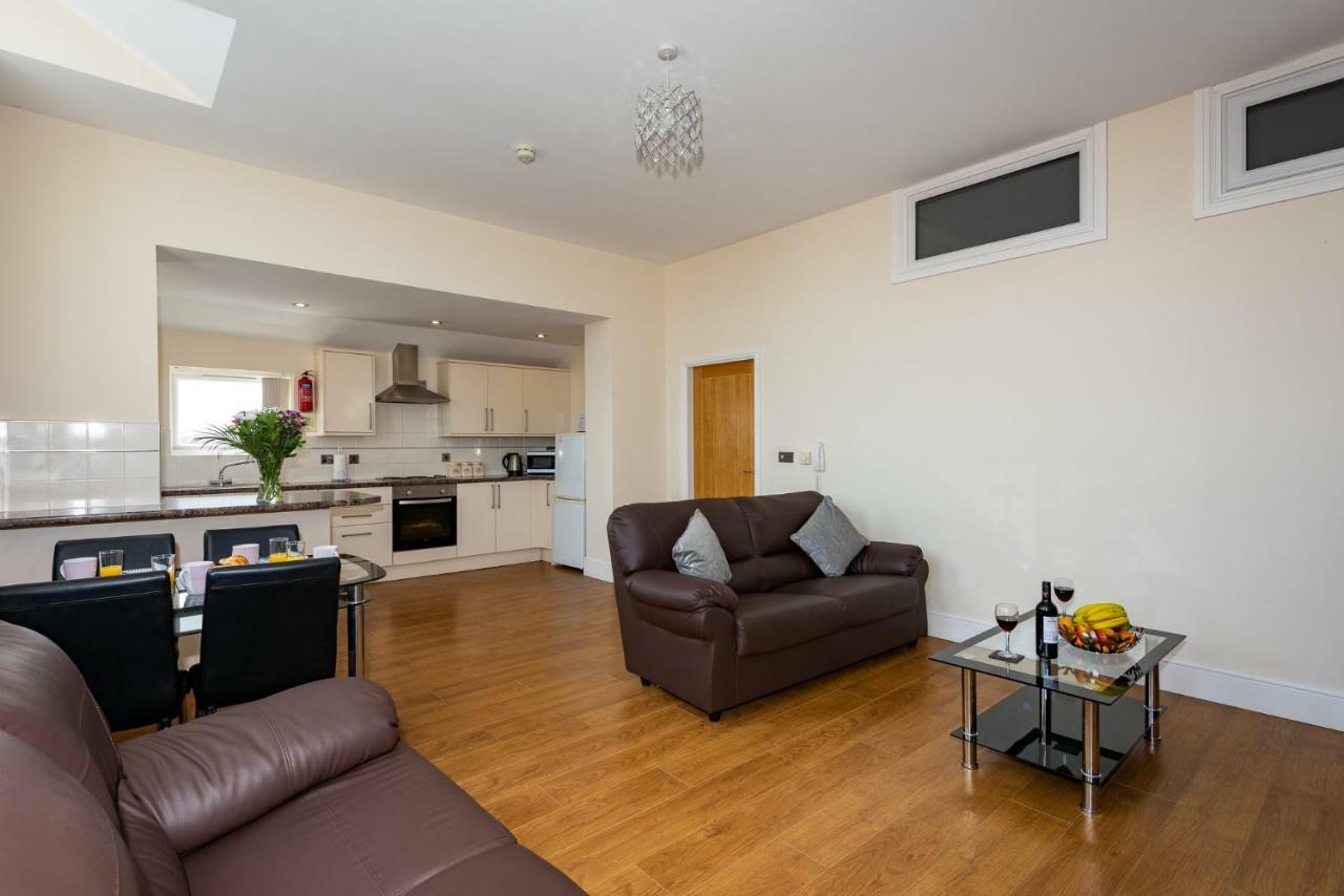 Waterview Deluxe Apartments Barrow-in-Furness Bagian luar foto