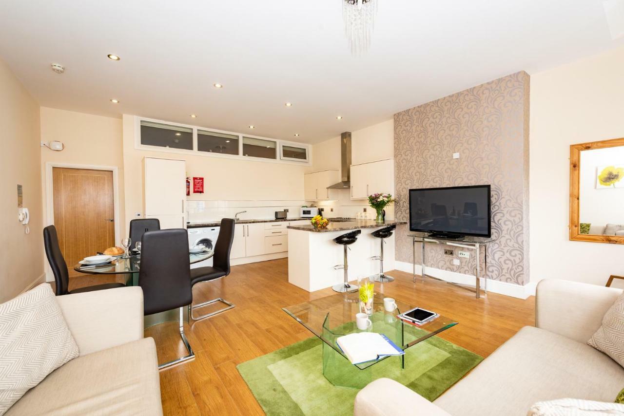 Waterview Deluxe Apartments Barrow-in-Furness Bagian luar foto